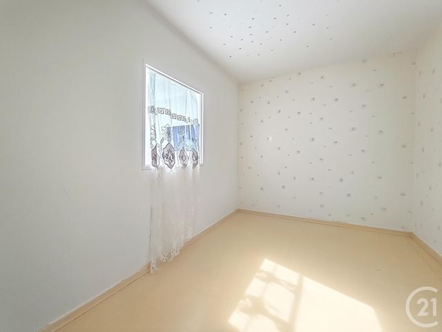 Appartement T2 à vendre - 2 pièces - 46.21 m2 - RILLIEUX LA PAPE - 69 - RHONE-ALPES - Century 21 Agence Du Camp