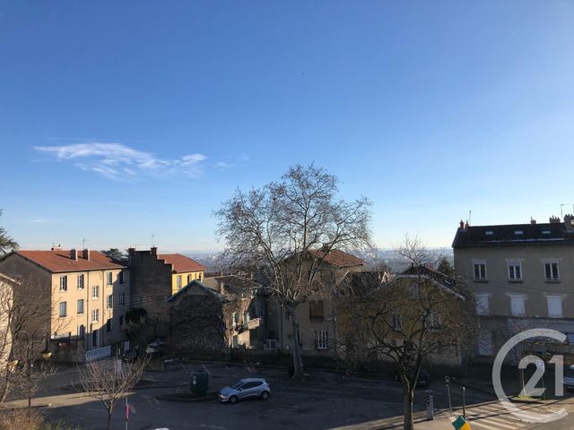 Afficher la photo en grand Appartement T4 à vendre - 4 pièces - 87.99 m2 - CALUIRE ET CUIRE - 69 - RHONE-ALPES - Century 21 Agence Du Camp