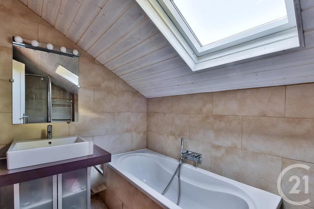 maison à vendre - 5 pièces - 155.0 m2 - SATHONAY VILLAGE - 69 - RHONE-ALPES - Century 21 Agence Du Camp