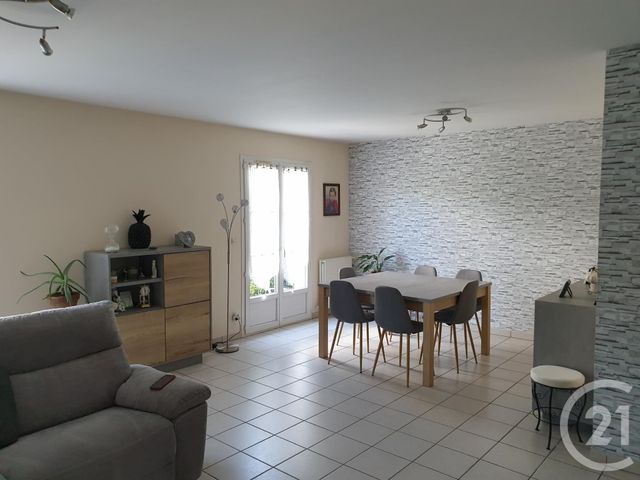 Afficher la photo en grand maison à vendre - 4 pièces - 93.0 m2 - MIRIBEL - 01 - RHONE-ALPES - Century 21 Agence Du Camp