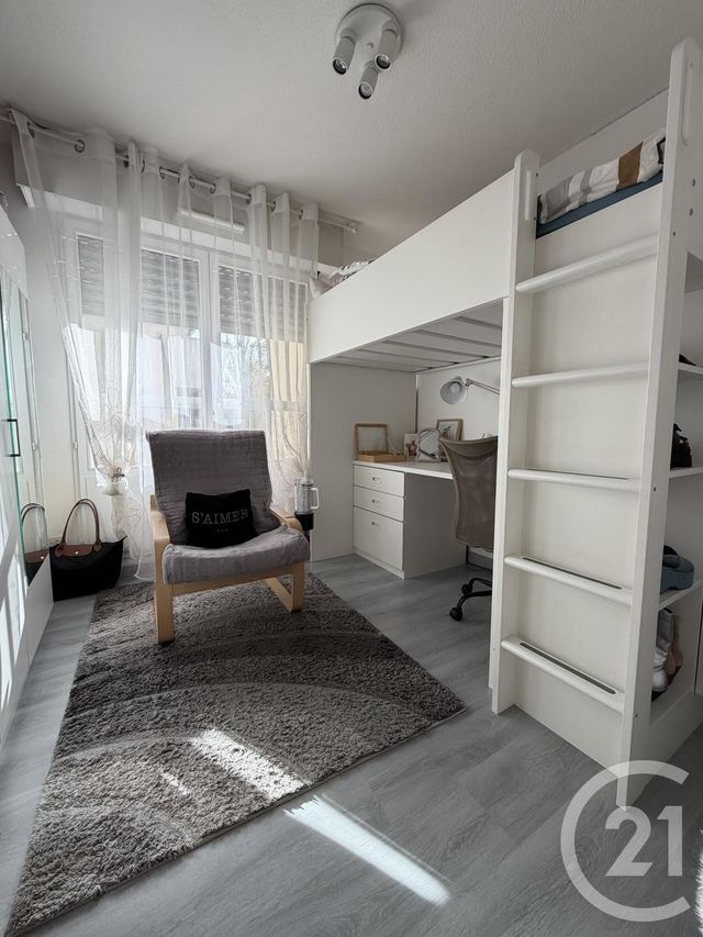 Appartement T4 à vendre - 4 pièces - 80.0 m2 - VILLEURBANNE - 69 - RHONE-ALPES - Century 21 Agence Du Camp