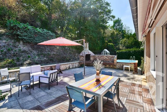 maison à vendre - 8 pièces - 173.0 m2 - SATHONAY CAMP - 69 - RHONE-ALPES - Century 21 Agence Du Camp