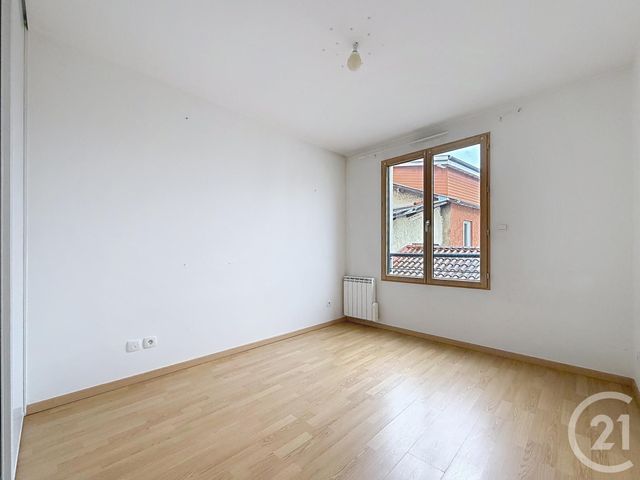 Appartement F4 à vendre - 4 pièces - 88.81 m2 - SATHONAY CAMP - 69 - RHONE-ALPES - Century 21 Agence Du Camp