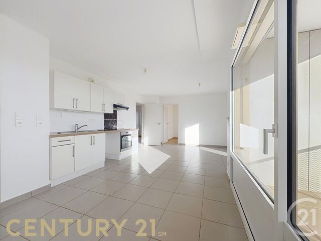 Appartement T3 à vendre - 3 pièces - 62.8 m2 - SATHONAY CAMP - 69 - RHONE-ALPES - Century 21 Agence Du Camp