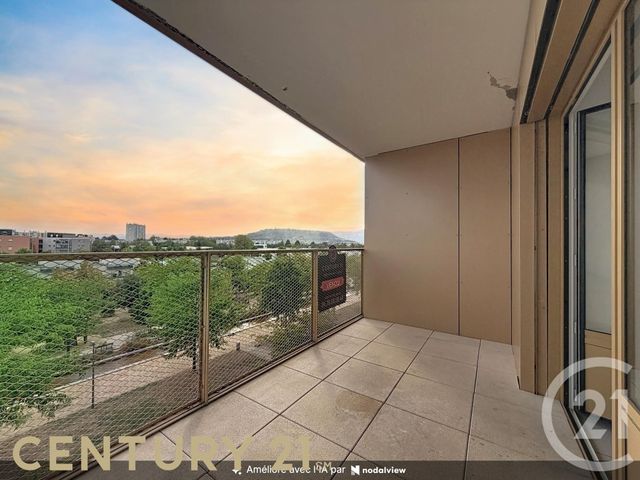 Appartement T3 à vendre SATHONAY CAMP