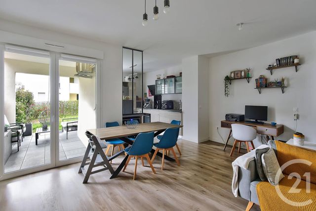 Appartement F5 à vendre SATHONAY CAMP