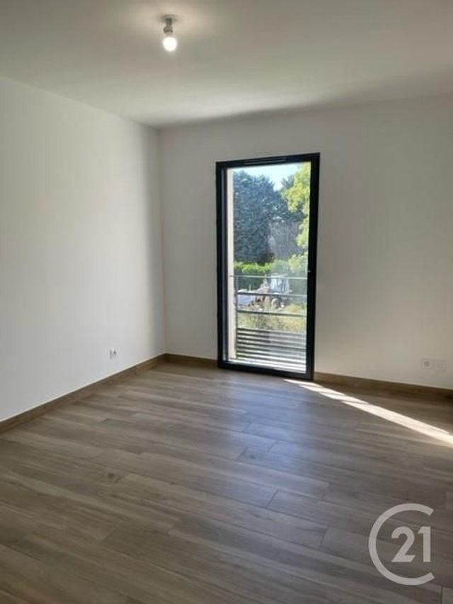 maison à louer - 5 pièces - 146.0 m2 - ST CYR AU MONT D OR - 69 - RHONE-ALPES - Century 21 Agence Du Camp