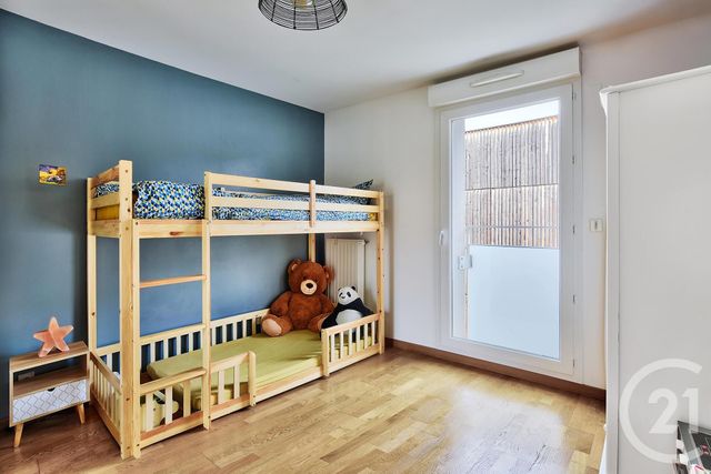 Appartement F3 à vendre - 3 pièces - 72.2 m2 - RILLIEUX LA PAPE - 69 - RHONE-ALPES - Century 21 Agence Du Camp