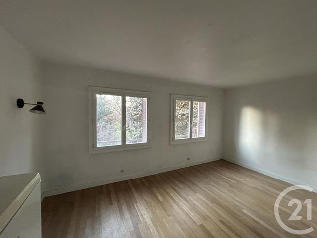 Appartement Studio à vendre - 1 pièce - 27.0 m2 - FONTAINES SUR SAONE - 69 - RHONE-ALPES - Century 21 Agence Du Camp