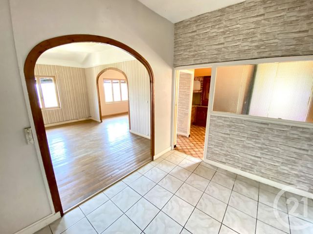 Afficher la photo en grand maison à vendre - 7 pièces - 129.16 m2 - RILLIEUX LA PAPE - 69 - RHONE-ALPES - Century 21 Agence Du Camp