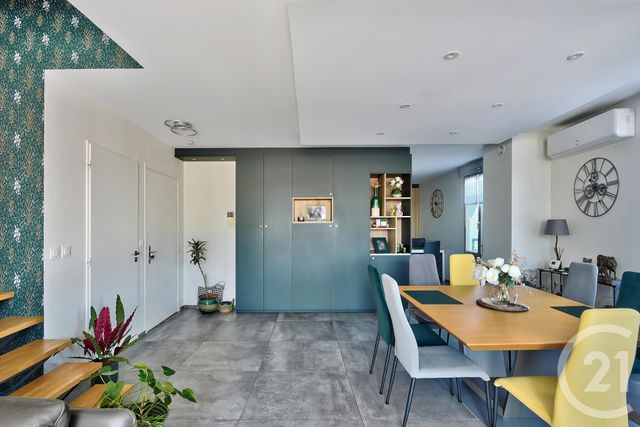 Appartement Duplex à vendre - 5 pièces - 96.0 m2 - NEUVILLE SUR SAONE - 69 - RHONE-ALPES - Century 21 Agence Du Camp