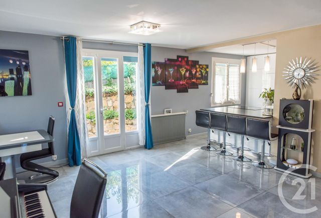 maison à vendre - 5 pièces - 169.5 m2 - SATHONAY CAMP - 69 - RHONE-ALPES - Century 21 Agence Du Camp