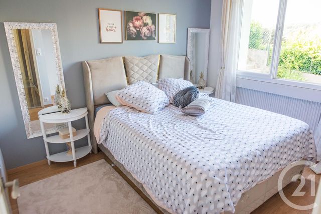 maison à vendre - 5 pièces - 169.5 m2 - SATHONAY CAMP - 69 - RHONE-ALPES - Century 21 Agence Du Camp