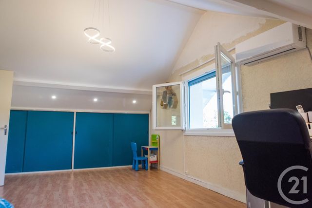 maison à vendre - 5 pièces - 169.5 m2 - SATHONAY CAMP - 69 - RHONE-ALPES - Century 21 Agence Du Camp