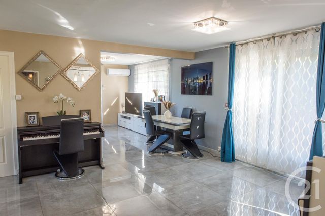 maison à vendre - 5 pièces - 169.5 m2 - SATHONAY CAMP - 69 - RHONE-ALPES - Century 21 Agence Du Camp