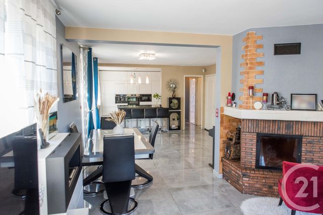 maison à vendre - 5 pièces - 169.5 m2 - SATHONAY CAMP - 69 - RHONE-ALPES - Century 21 Agence Du Camp