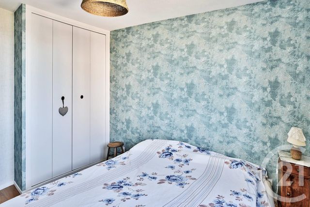 Appartement T2 à vendre - 2 pièces - 46.49 m2 - SATHONAY CAMP - 69 - RHONE-ALPES - Century 21 Agence Du Camp