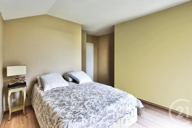 Appartement F4 à vendre - 4 pièces - 116.0 m2 - ST MAURICE DE BEYNOST - 01 - RHONE-ALPES - Century 21 Agence Du Camp