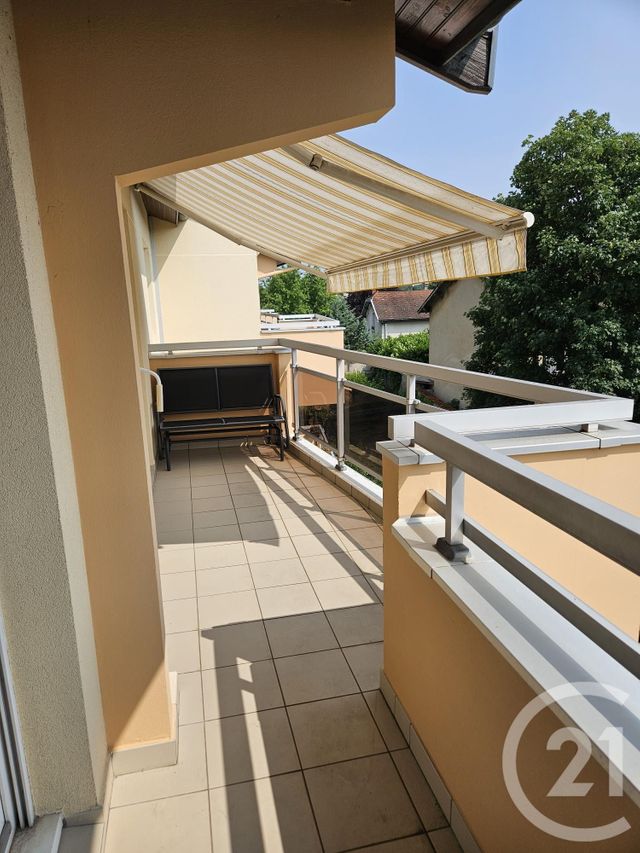 Appartement F4 à vendre - 4 pièces - 84.06 m2 - SATHONAY CAMP - 69 - RHONE-ALPES - Century 21 Agence Du Camp