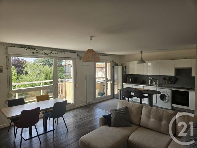 Appartement F4 à vendre - 4 pièces - 84.06 m2 - SATHONAY CAMP - 69 - RHONE-ALPES - Century 21 Agence Du Camp