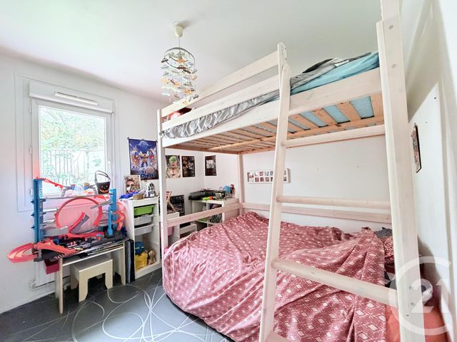 Appartement T3 à vendre - 4 pièces - 76.0 m2 - SATHONAY CAMP - 69 - RHONE-ALPES - Century 21 Agence Du Camp