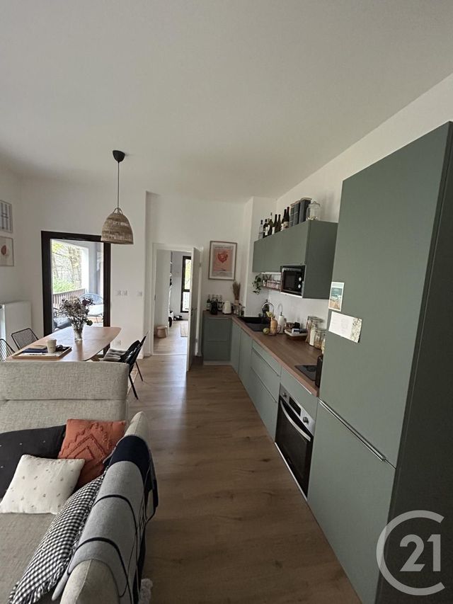 Appartement F2 à louer - 2 pièces - 45.0 m2 - LYON - 69005 - RHONE-ALPES - Century 21 Agence Du Camp