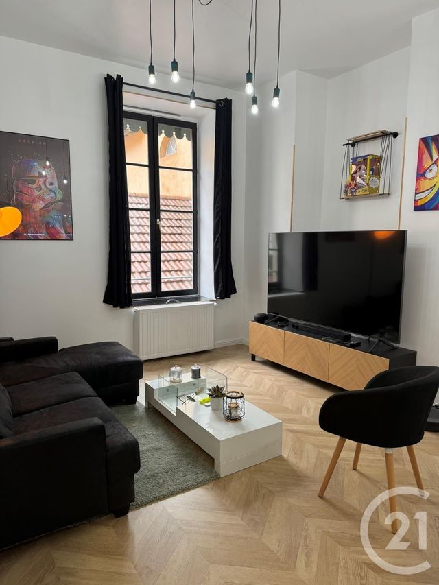 Appartement F2 à louer - 2 pièces - 42.25 m2 - LYON - 69001 - RHONE-ALPES - Century 21 Agence Du Camp