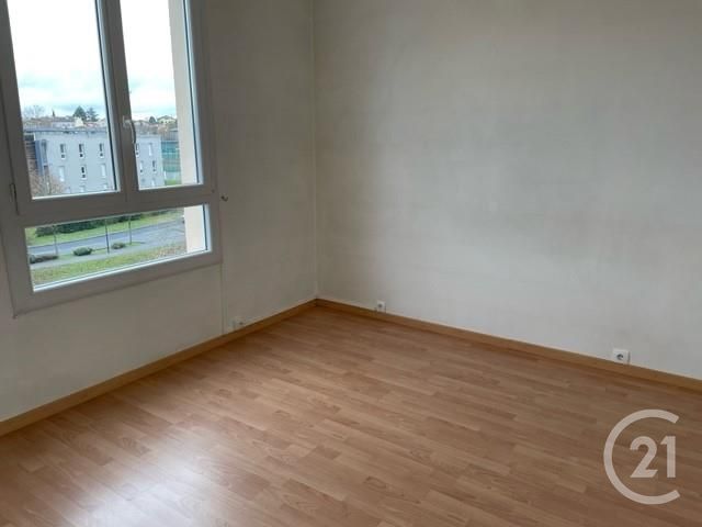 Appartement F3 à louer - 3 pièces - 60.0 m2 - FONTAINES SUR SAONE - 69 - RHONE-ALPES - Century 21 Agence Du Camp