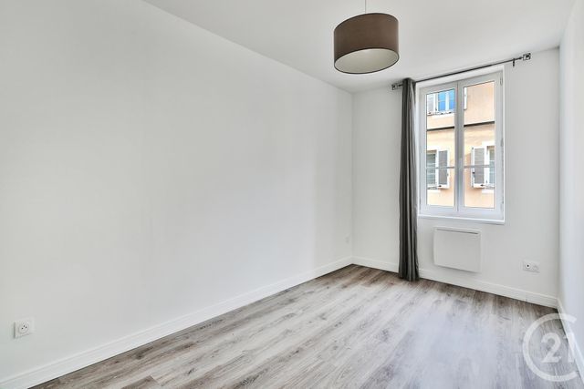 Appartement F3 à louer - 3 pièces - 54.39 m2 - MONTLUEL - 01 - RHONE-ALPES - Century 21 Agence Du Camp
