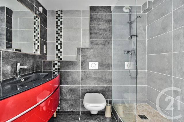 Appartement F3 à louer - 3 pièces - 54.39 m2 - MONTLUEL - 01 - RHONE-ALPES - Century 21 Agence Du Camp