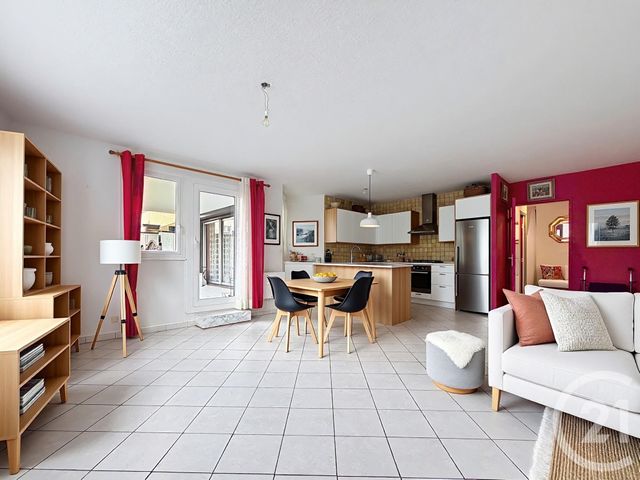 Appartement T3 à vendre SATHONAY CAMP