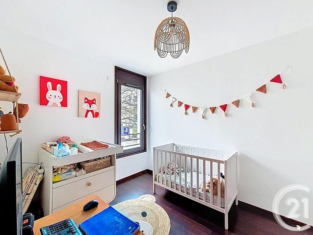 Appartement T3 à vendre - 3 pièces - 63.0 m2 - SATHONAY CAMP - 69 - RHONE-ALPES - Century 21 Agence Du Camp