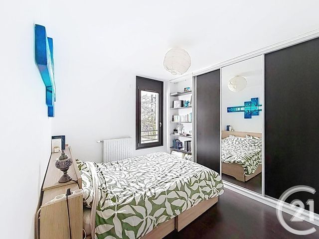 Appartement T3 à vendre - 3 pièces - 63.0 m2 - SATHONAY CAMP - 69 - RHONE-ALPES - Century 21 Agence Du Camp