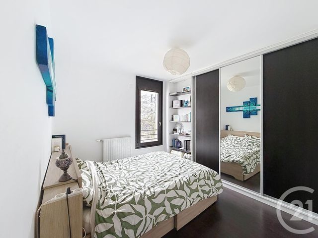 Appartement T3 à vendre - 3 pièces - 63.0 m2 - SATHONAY CAMP - 69 - RHONE-ALPES - Century 21 Agence Du Camp