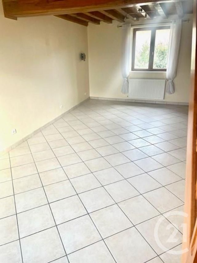Appartement F3 à louer - 3 pièces - 78.0 m2 - GENAY - 69 - RHONE-ALPES - Century 21 Agence Du Camp