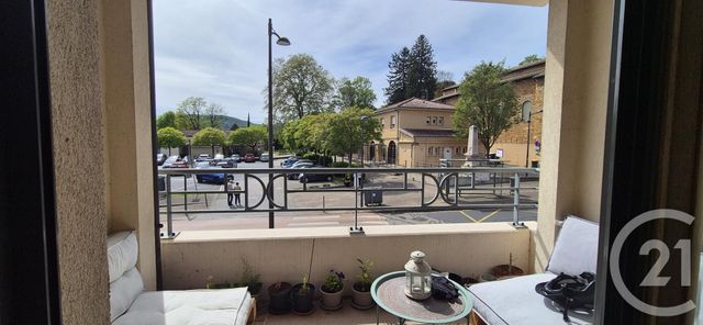 Appartement F3 à louer - 3 pièces - 75.0 m2 - FONTAINES ST MARTIN - 69 - RHONE-ALPES - Century 21 Agence Du Camp