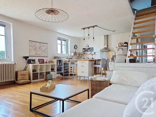 Appartement F4 à vendre SATHONAY CAMP