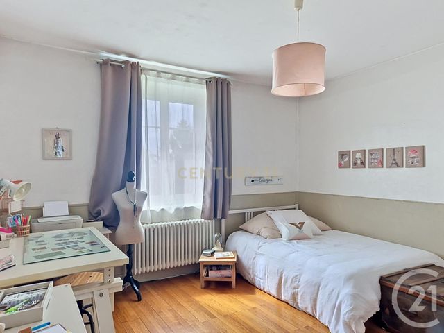 Appartement F4 à vendre - 4 pièces - 120.0 m2 - SATHONAY CAMP - 69 - RHONE-ALPES - Century 21 Agence Du Camp