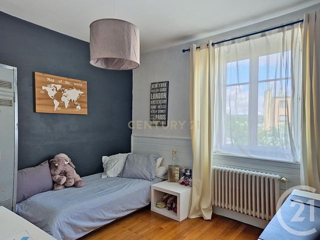 Appartement F4 à vendre - 4 pièces - 120.0 m2 - SATHONAY CAMP - 69 - RHONE-ALPES - Century 21 Agence Du Camp