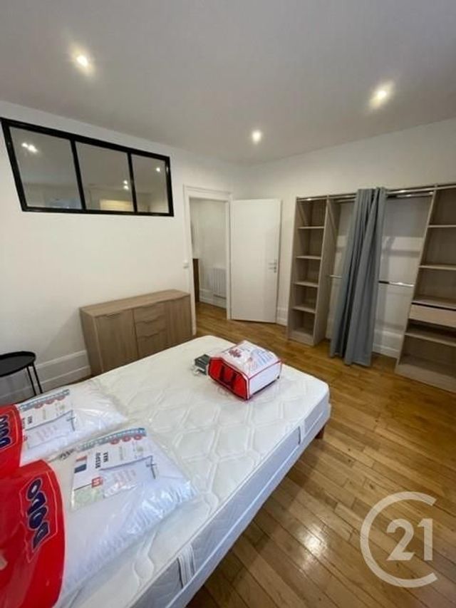 Appartement F2 à louer - 2 pièces - 33.15 m2 - SATHONAY CAMP - 69 - RHONE-ALPES - Century 21 Agence Du Camp