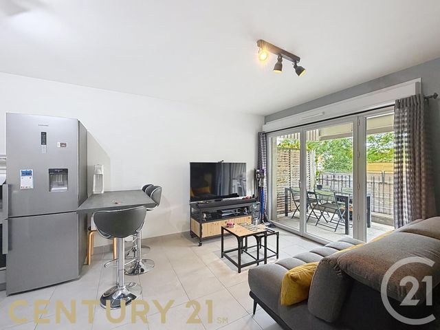 Appartement T2 à vendre - 2 pièces - 42.0 m2 - SATHONAY CAMP - 69 - RHONE-ALPES - Century 21 Agence Du Camp
