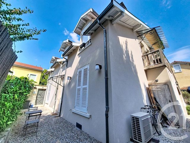 Appartement F2 à vendre - 2 pièces - 49.0 m2 - SATHONAY CAMP - 69 - RHONE-ALPES - Century 21 Agence Du Camp