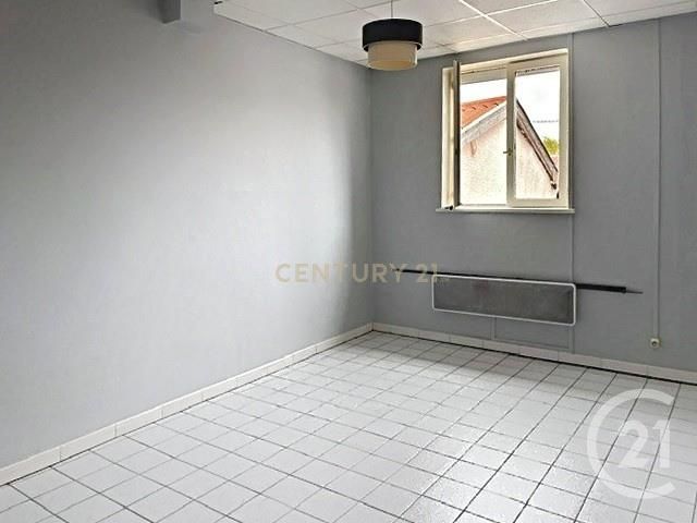 Appartement T5 à louer - 4 pièces - 103.0 m2 - SATHONAY CAMP - 69 - RHONE-ALPES - Century 21 Agence Du Camp